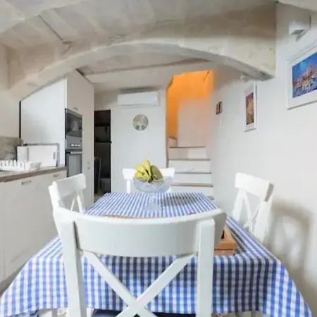 Casa vacanze Amelie - Charming Townhouse In The Heart Of Rabat