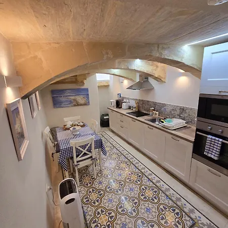 Amelie - Charming Townhouse In The Heart Of * Рабат